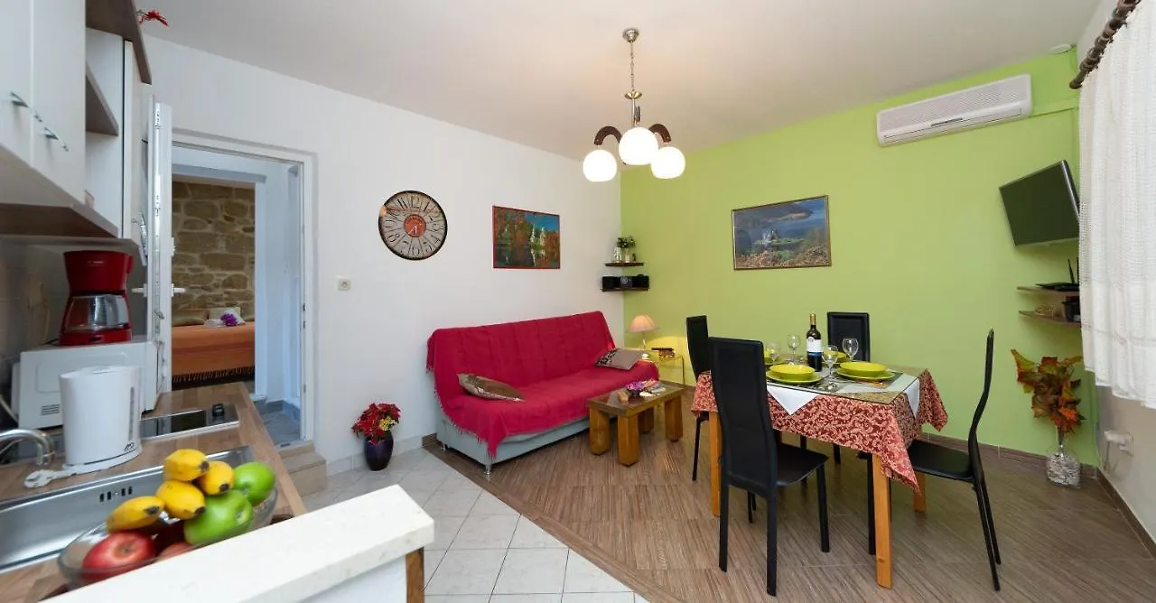 Guesthause Arbor Apartment Split 0*,  Croatia